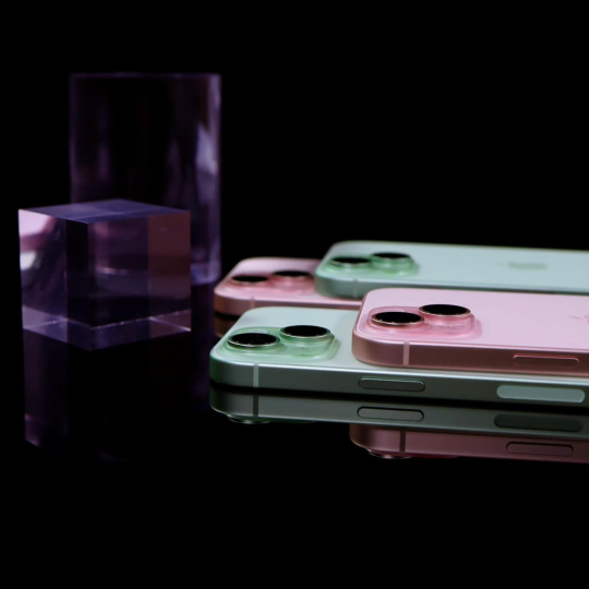 iPhone 15 PLUS