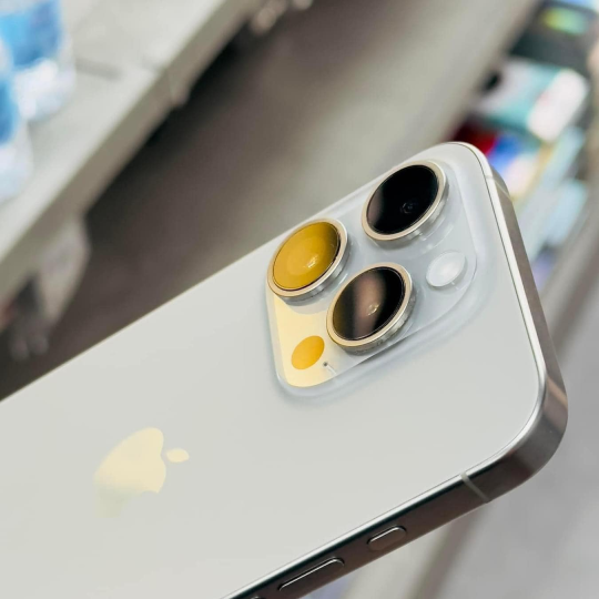 iPhone 15 PRO 