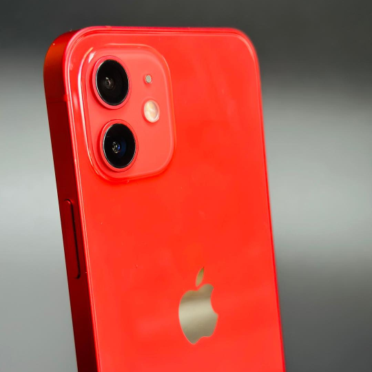 iPhone 12 