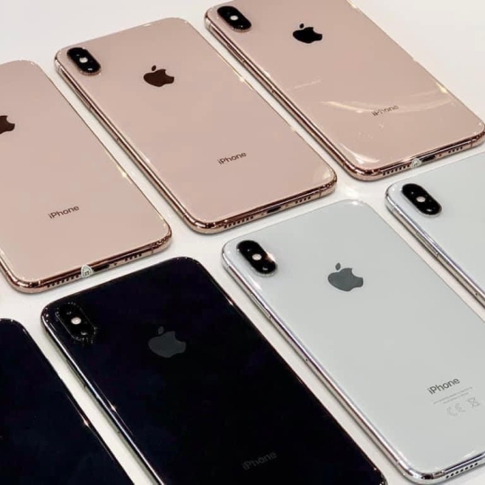 iPhone XS