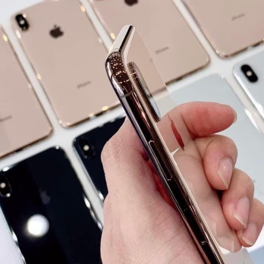 iPhone XS
