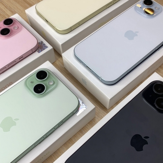 iPhone 15 